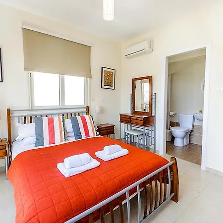 Villa Kapparis 018 *