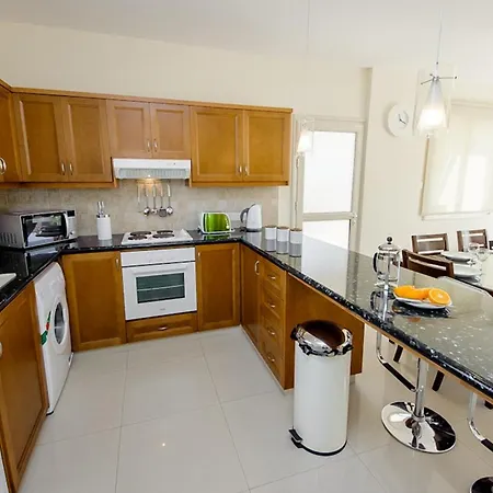 Villa Kapparis 018 *